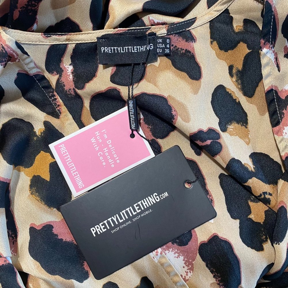 Pretty Little Thing  Leopard Asymmetric Hem Plunge Satin Dress - Picture 8 of 12